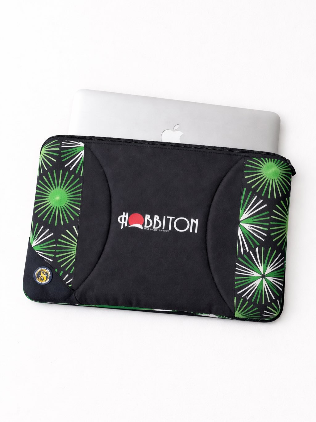 Hobbiton laptop sleeve detail